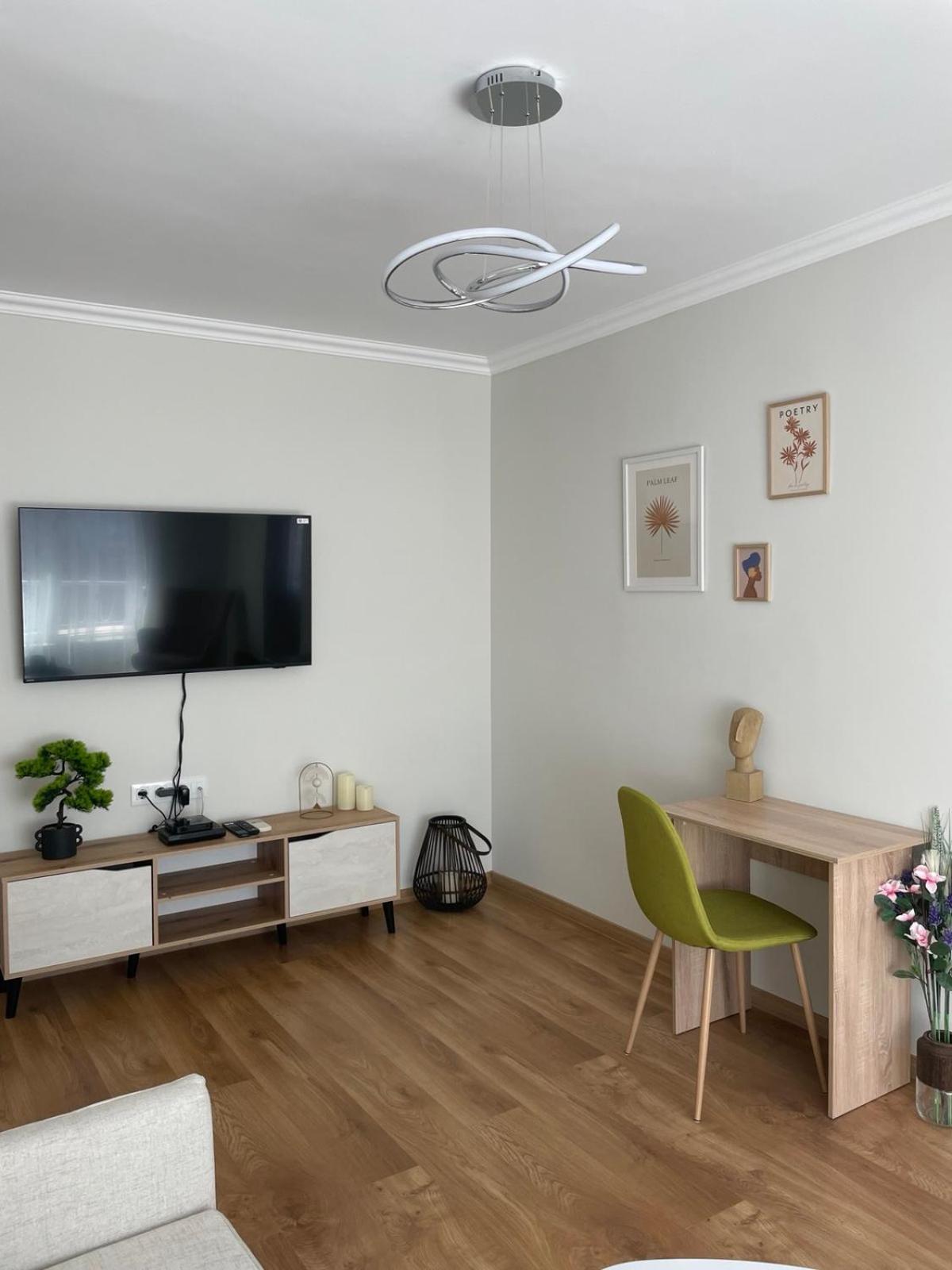 Seven Hills Apartment With Optional Parking Пловдив Екстер'єр фото