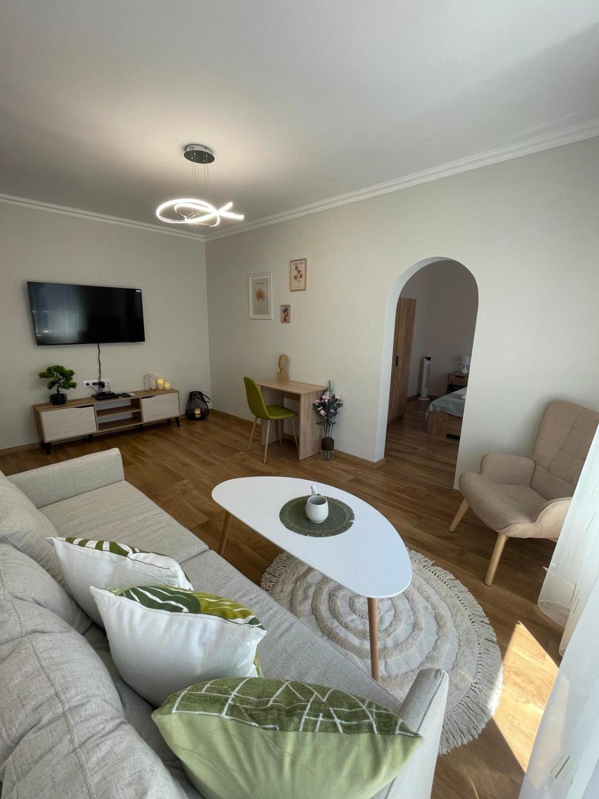 Seven Hills Apartment With Optional Parking Пловдив Екстер'єр фото